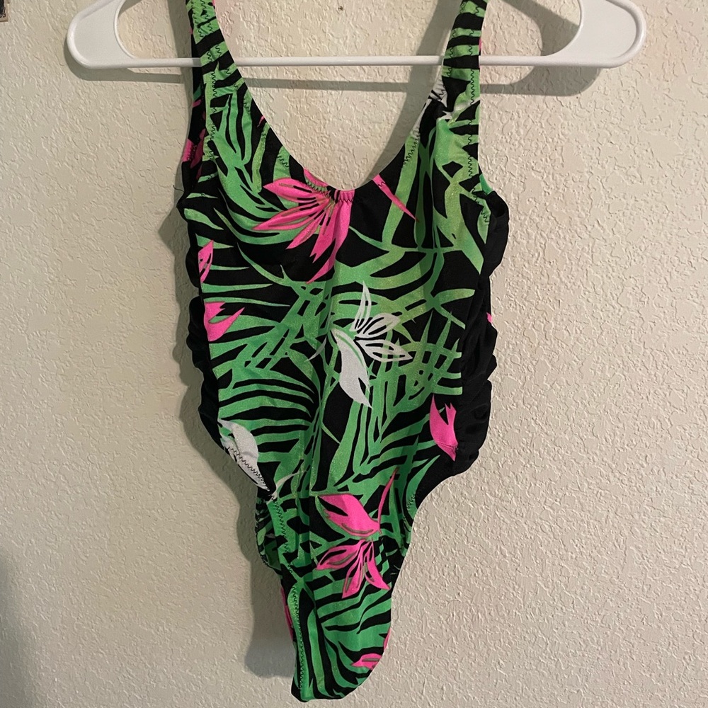 One piece bathing suit